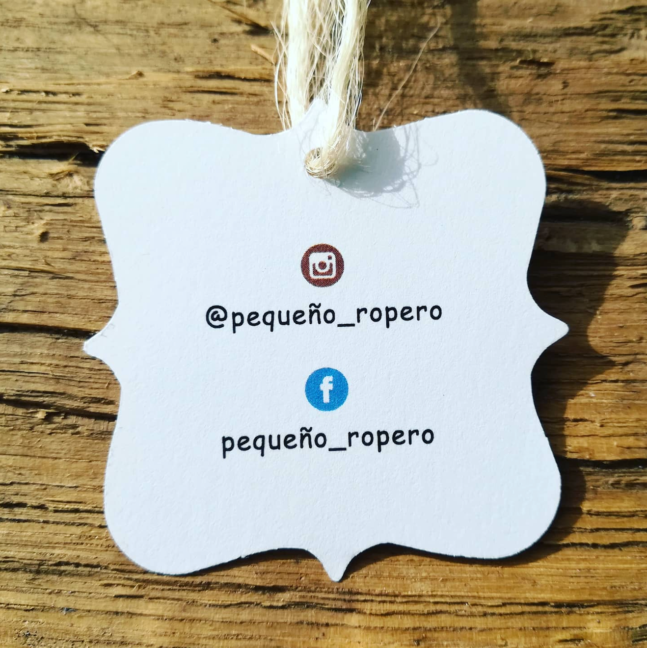 100 Etiquetas personalizadas 5x5 cm